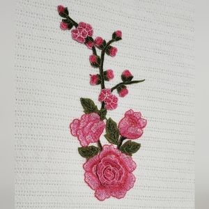 Embroidery flowers patches Price for 2pcs